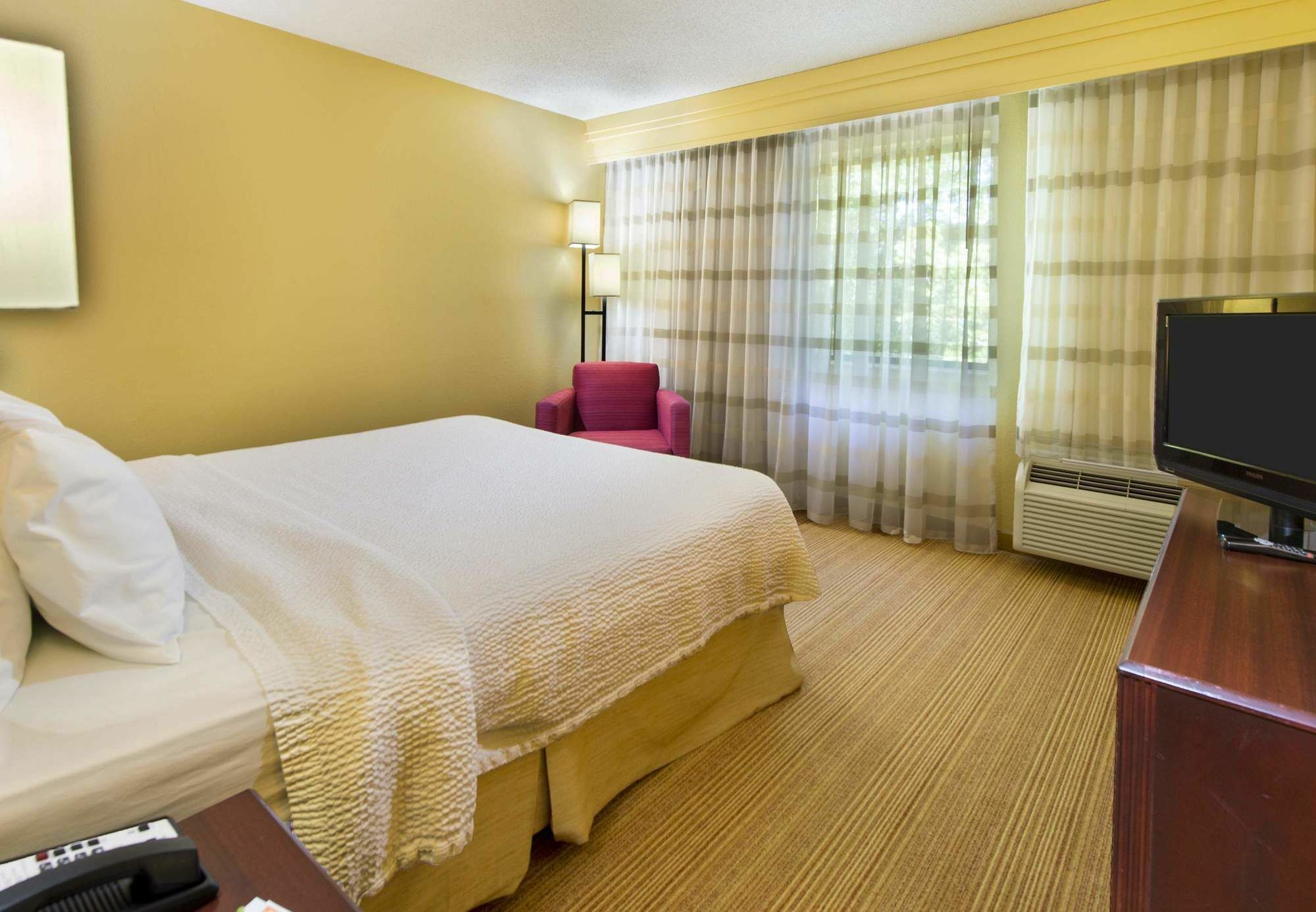 Courtyard Tuscaloosa Hotel Luaran gambar